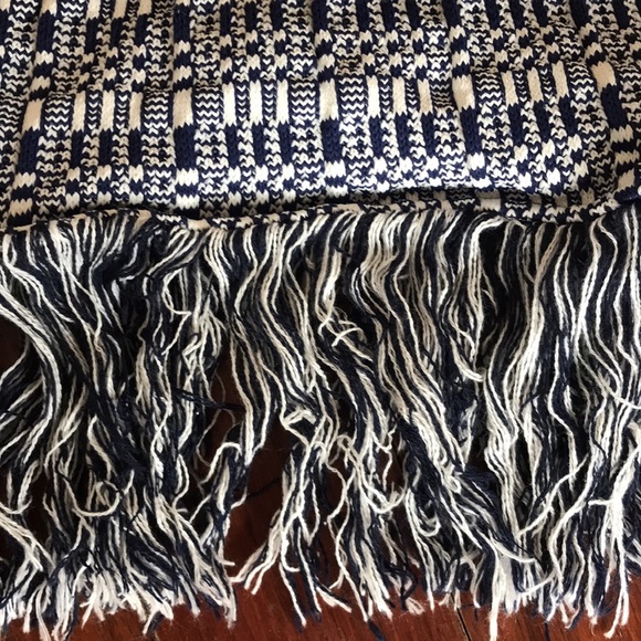 Size Small, knit fringe skirt from Zara. - Picture 3 of 5